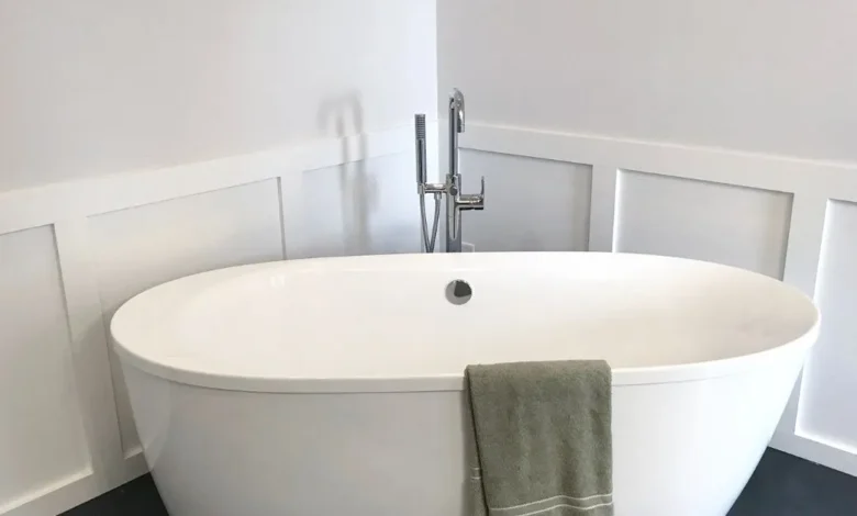 Bathtub Refinishing Increases Rental Property Value